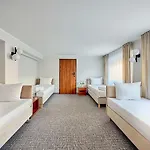 Inn Pod Debami 2*