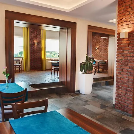 Pod Debami Penzion 2*