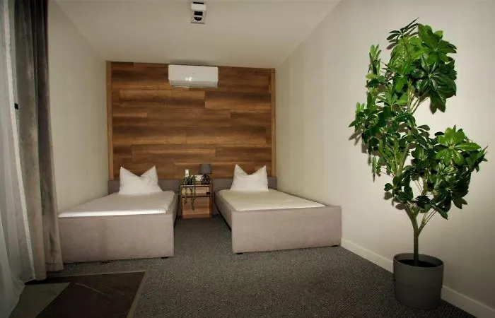 Pod Debami Radwanice