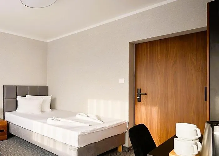 Pod Debami 2* Radwanice