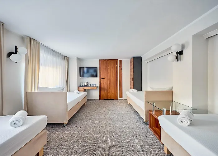 Pod Debami 2* Radwanice